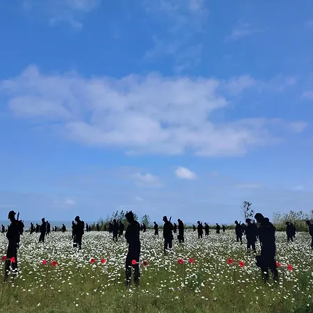 Chez Didier Et Corinne Bed and Breakfast 3*